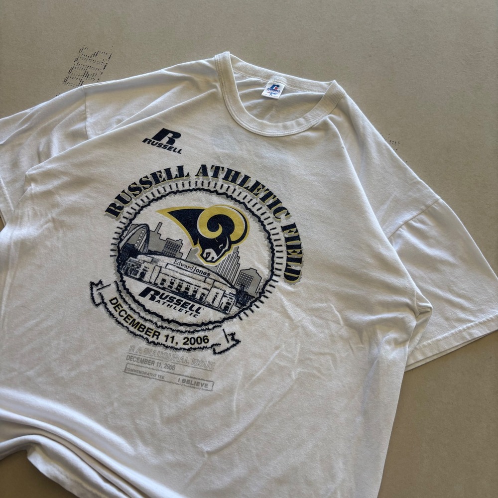 Y2K Russell Athletic St Louis Rams T-shirt